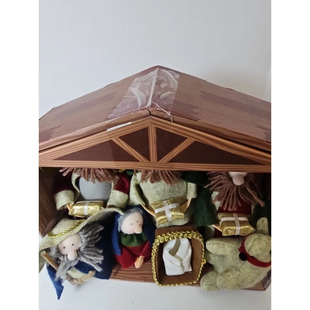 Felt Nativity Christmas Set Creche Mary Jesus Joseph‎ Wise Men And Animal